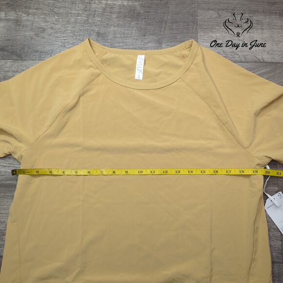 Stylus Short Sleeve Top Size S - Picture 3 of 5